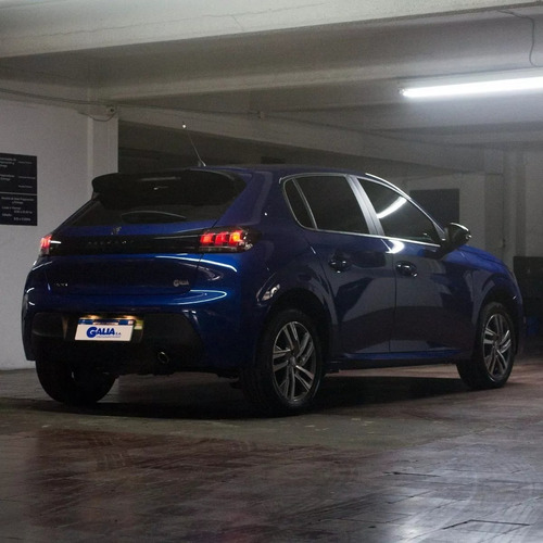 Imagen 5 de 15 de Nuevo Peugeot 208 Feline Triptonic | 0km 2023