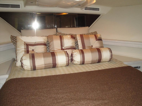 Hatteras 58