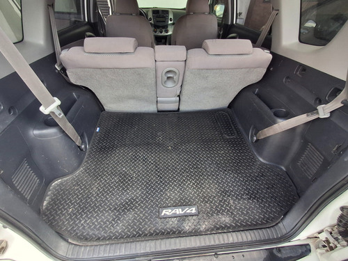 Toyota RAV4 2.4 Base 3a. Fila De Asientos Mt