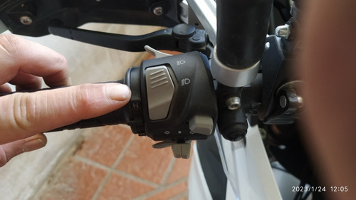 Imagen 15 de 22 de Benelli Trk 502
