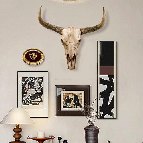Escultura De Pared Con Cabeza De Toro Y Cráneo, Estilo A
