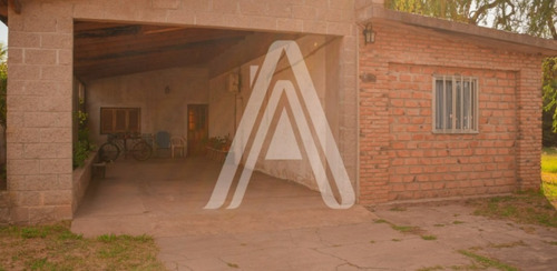 Imagen 2 de 9 de Casa Dos Dormitorios Coronel Arnold