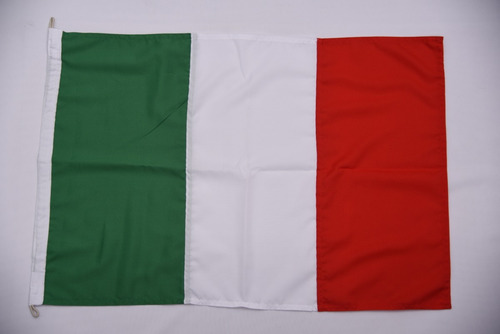 Imagem 2 de 2 de Bandeira Oficial Da Itália Em Nylon Tam 90x129cm