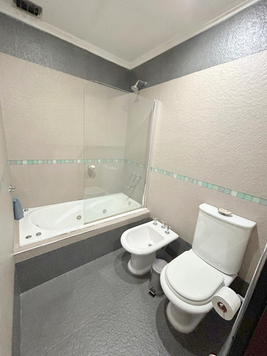 Lujan 1300 - Lanus Este - Excelente Chalet 5 Amb Con Parque Y Pileta! Impecable