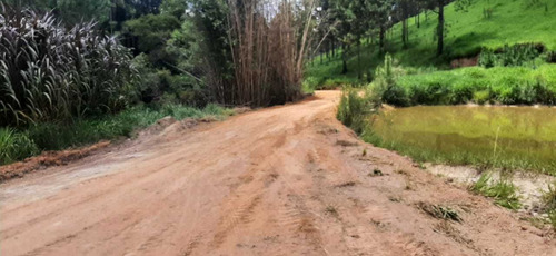 Imagem 3 de 14 de Terrenos Com Uma Linda Vista