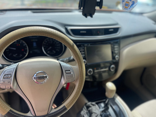 Excelente Estado, Transmision Cvt 8000km Cambiada En Nissan