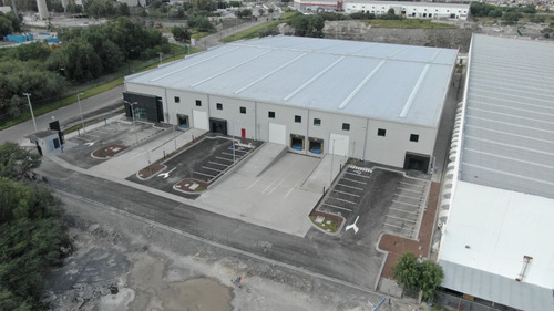 Bodegas De 1,260 M2 / Hasta 7,650 M2 / León Gto.