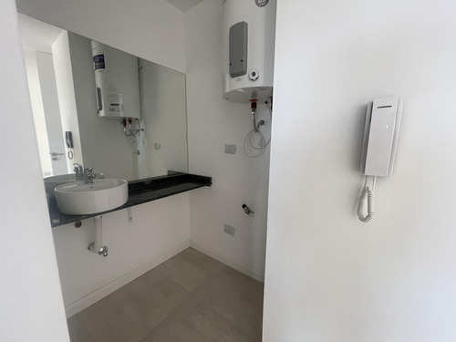 Imagen 29 de 30 de Departamento En Venta En Barrio Guemes, Te Invitamos A Conocerlo, Te Va A Encantar, Un Diseño Único Y Unas Vistas Únicas De La Ciudad De Córdoba.s