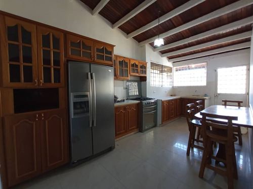 Imagen 2 de 16 de Casa En Venta En Colinas Del Norte - El Palmar (3431)