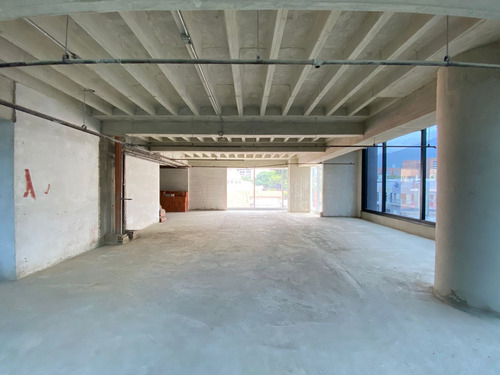 Se Vende Edificio 3509m² 36e Las Mercedes
