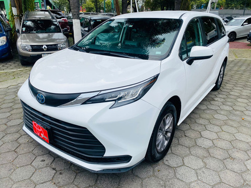 Toyota Sienna 3.5 Le At