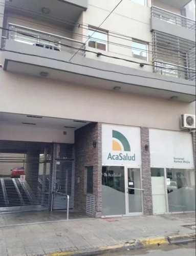 Imagen 2 de 11 de Semipiso De 3 Ambientes Al Frente Con 5 Años De Antiguedad