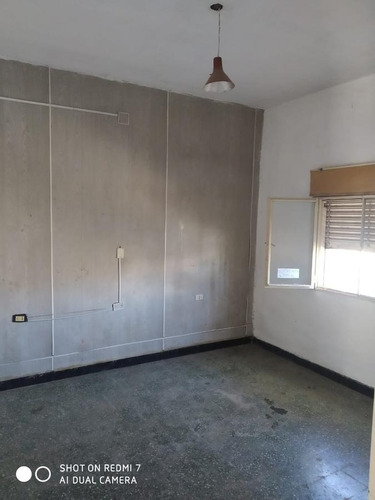 Imagen 5 de 12 de Casa Con Galpón En Venta - Rosario - Barrio Ludueña