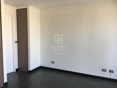 Gran Ubicación A Pasos Metro Manquehue