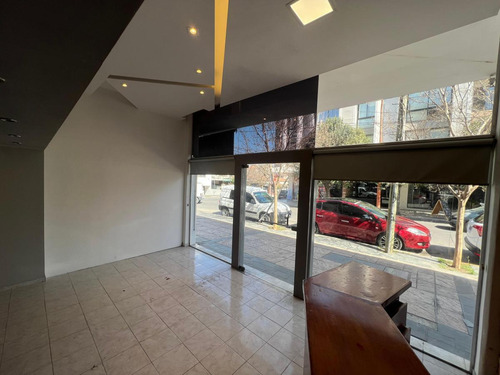 Local Comercial En Venta 47 M2. B° Centro, Villa Carlos Paz.