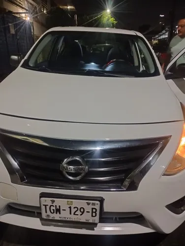Nissan Versa 1.6 Drive Mt