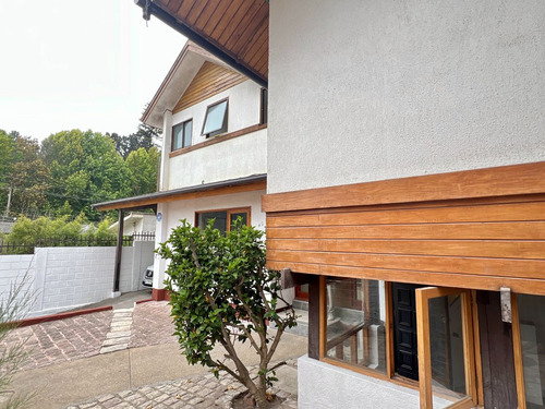 Encantadora Casa En Lugar Destacado