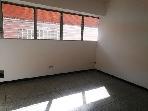 Imagen 7 de 13 de Planta Industrial En Alquiler En La Urbina