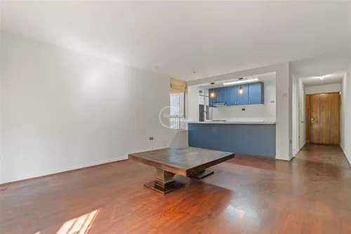 Departamento En Arriendo De 4 Dorm. En Las Condes