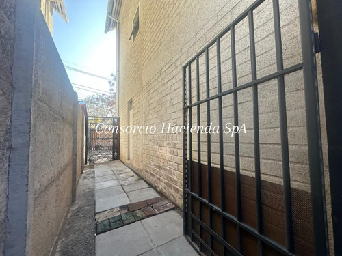 Oportunidad! 4d,2b - Av. Las Torres, Huechuraba