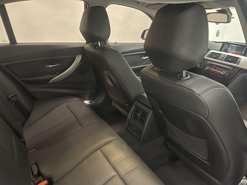 BMW Serie 3 320i 2.0 16v Turbo Active Flex 4p Automatico