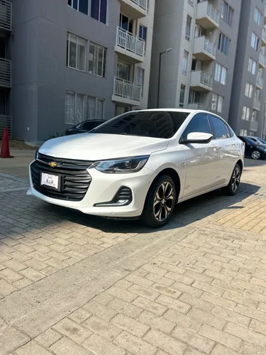 Chevrolet Onix 1.0T Premier Sedan At