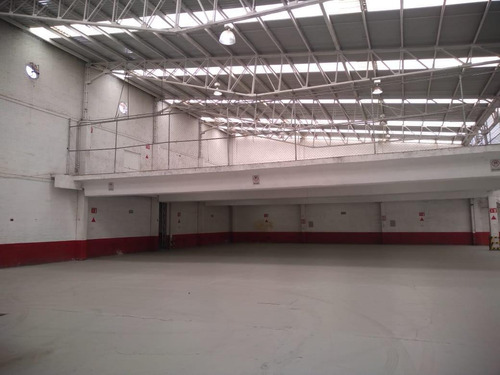 Imagen 3 de 30 de Magnifica Nave Industrial Y Comercial Muy Cerca De La Central De Abastos