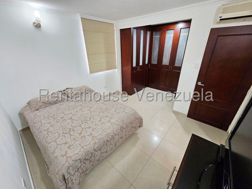 Mls25-17995 Colinas De La Tahona. Apartamento Amoblado Venta. Me
