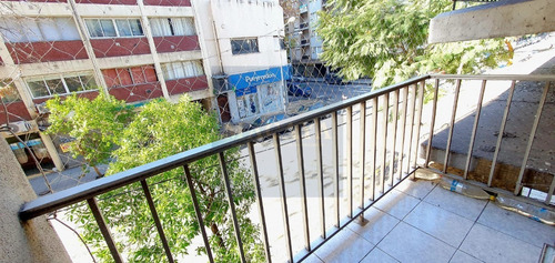 Imagen 11 de 11 de Dpto De 2 Amb A La Calle En Venta