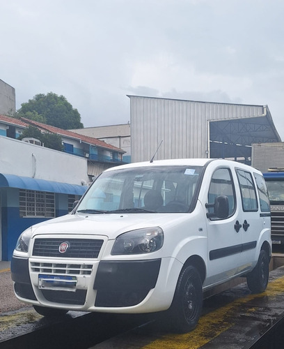 Fiat Doblo 1.8 16v Essence 7l Flex 5p