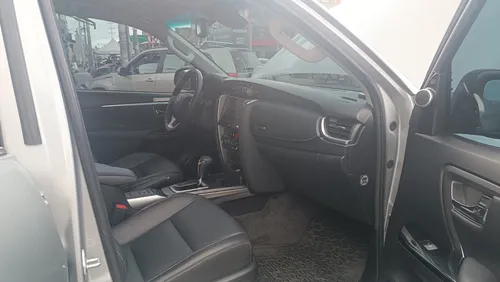 Toyota Fortuner Srv 2.4 Diesel 4x2 At 2023