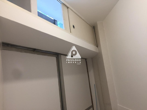 Imagem 21 de 27 de No Humaitá! Sala Comercial, Com Salão E Salas Complementares, Pequena Cozinha E Dois Banheiros. - 32115