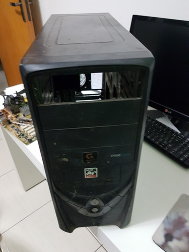 Gabinete Usado Com Pequenos Arranhões