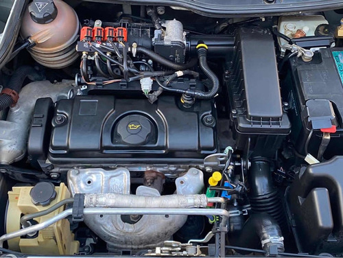 Imagen 6 de 9 de Peugeot 207 2012 1.4 Xr