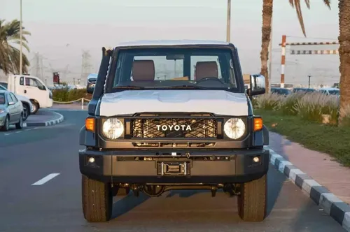 Toyota Lc76 2024