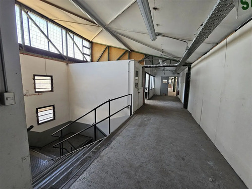 Industrial En Venta En Macul