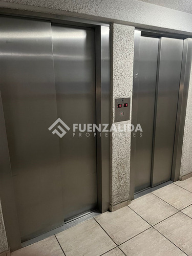 Depto En Venta De 1 Dorm. En Santiago , Metro Los Heroes