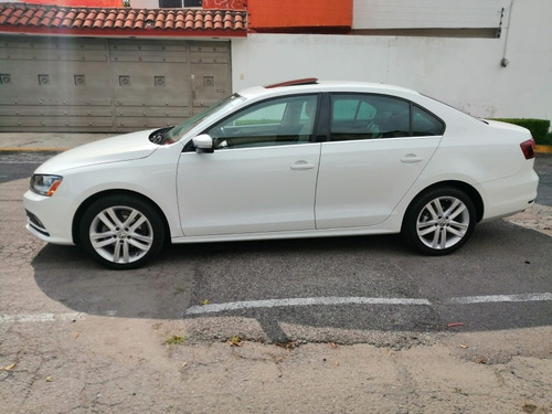 Imagen 7 de 15 de Volkswagen Jetta 2017 2.5 Sportline Tiptronic At