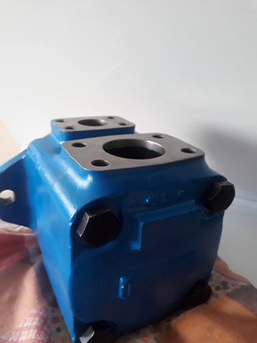 Imagen 6 de 7 de Bomba Hidráulica Vickers Cat 25 Galones Eje Liso