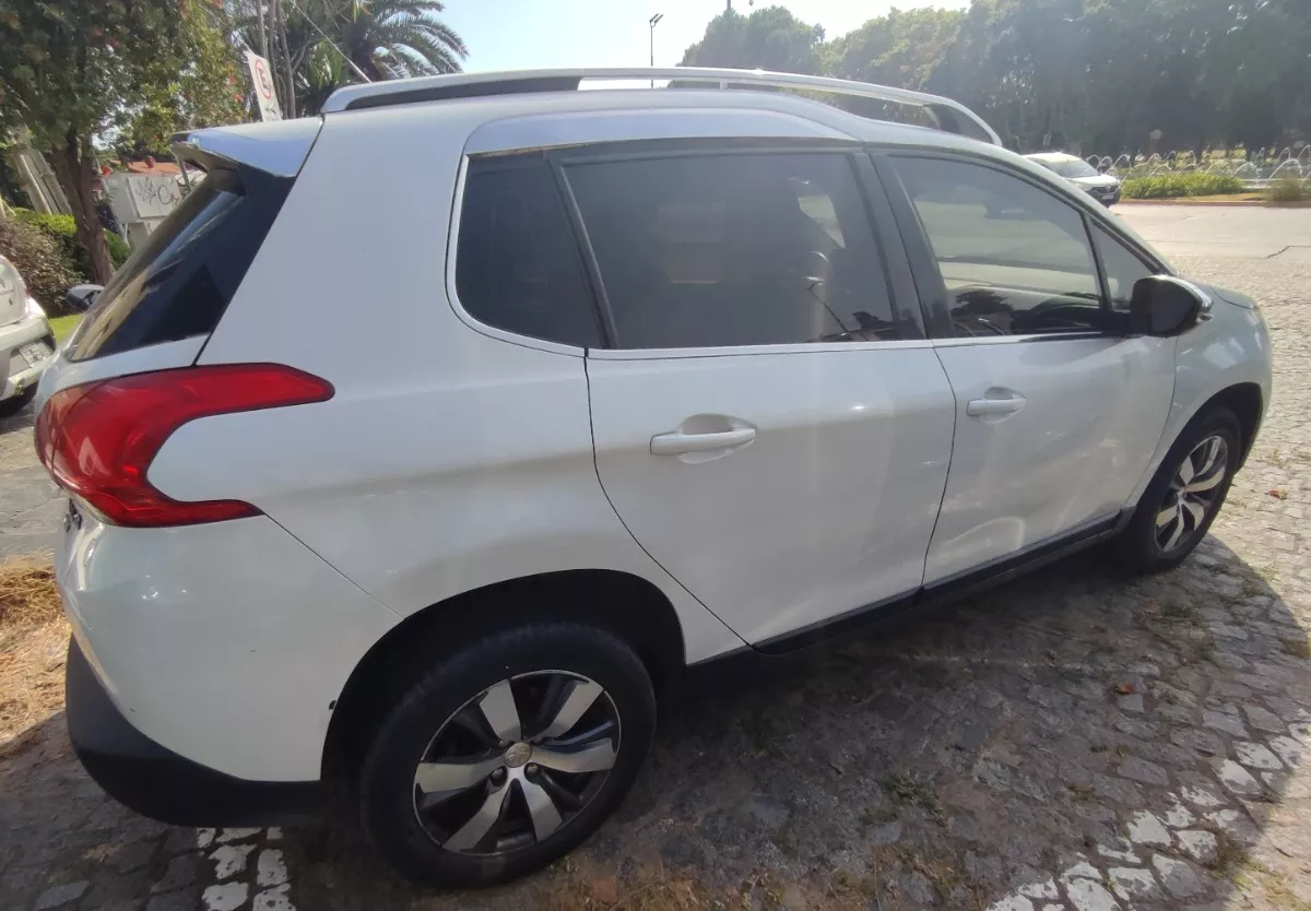 Peugeot 2008 1.6 Thp Sport