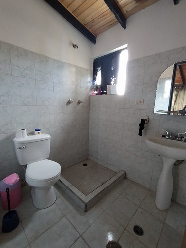 Imagen 6 de 13 de Townhouse En Venta, Ubicado En La Cumaca. Riviera Country