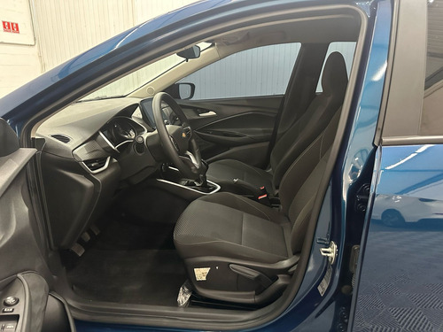 Chevrolet Onix plus 1.0 Lt Turbo 4p