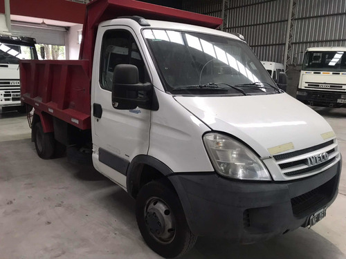 Camion Iveco 55616 Volcador Permuto