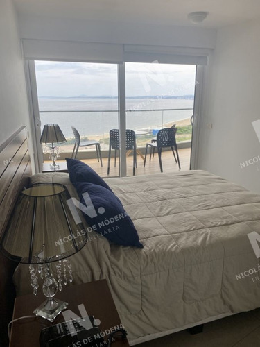 Imagen 11 de 27 de A Pasos Del Conrad, Torre De Categoría - Punta Del Este Mansa