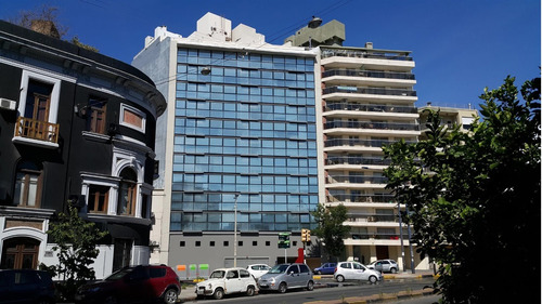 Edificio 21 Park - 21 Y Br. España, Monoambiente Al Frente. Piso 7 - 32 M2 - Renta Asegurada. Precio U$s 100.000