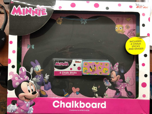 Pizarra Minnie Con Tiza Y Borrador. Caja