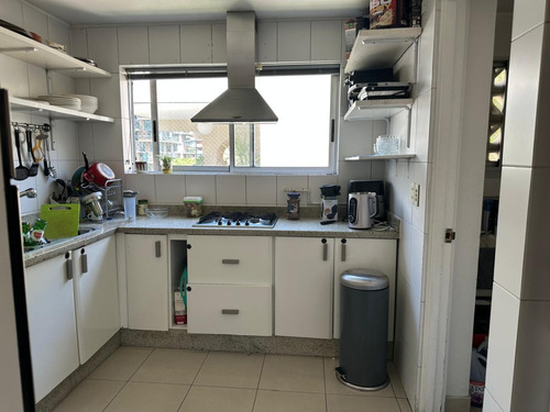Vendo Departamento De 3 Dorm Mas Servicios. En Luis Pasteur
