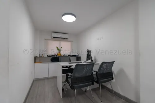 Fondo De Comercio En Venta La Urbina Mls #25-1656