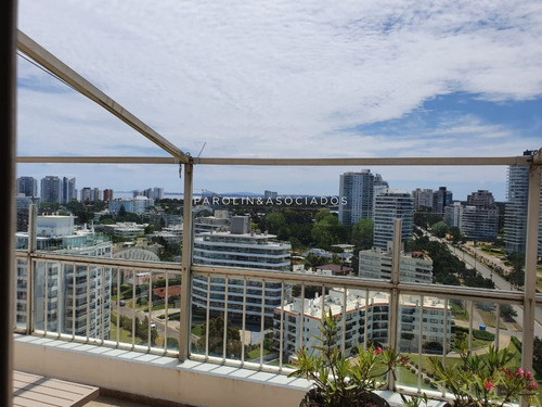 Espectacular Penthouse En Venta, Edificio Tiburon Planta De 3 Dormitorios , Punta Del Este 