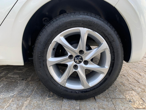 Peugeot 208 1.5 Active Flex Manual 2015